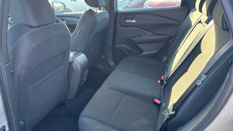 Nissan Qashqai 1.3 DiG-T MH Acenta Premium 5dr Petrol Hatchback